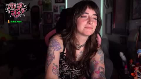 Blue online show from October 16, 12:57 am