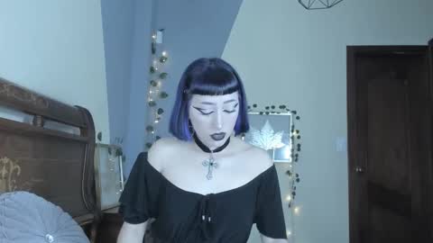 Snapshot of blueberry____ chatting on October 3, 12:38 am sophie online show from October 3, 12:38 am