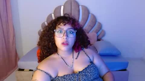 Bluee online show from October 5, 2:27 am