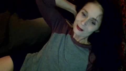 Snapshot of blueeyedlie chatting on February 4, 11:49 pm Blueeyedlie online show from February 4, 11:49 pm