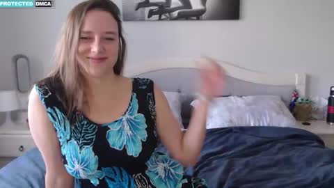 Stacey online show from July 28, 3:37 am