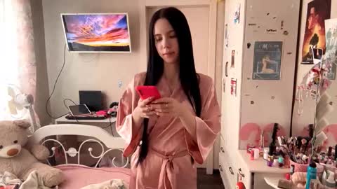 Milou online show from September 18, 12:37 pm