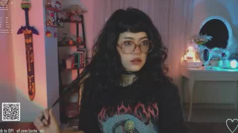   Im Nym  Justa nymph on twitter and IG online show from November 17, 2:56 am