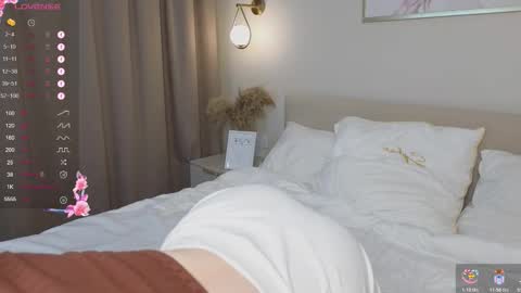 Bondicca online show from October 24, 1:18 pm