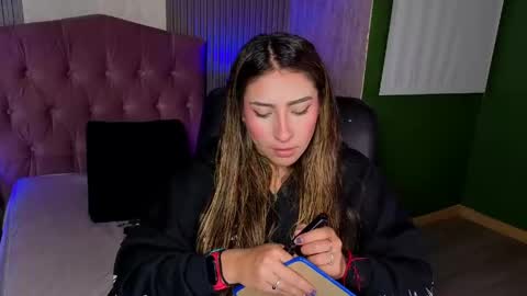 bonnali_lune online show from May 28, 5:16 am