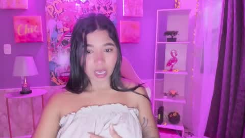 Snapshot of bonnie_benet chatting on December 27, 11:17 am Bonnie online show from December 27, 11:17 am