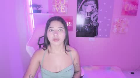 Snapshot of bonnie_benet chatting on February 14, 10:49 am Bonnie online show from February 14, 10:49 am