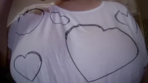 Bonnie online show from April 9, 1:49 pm