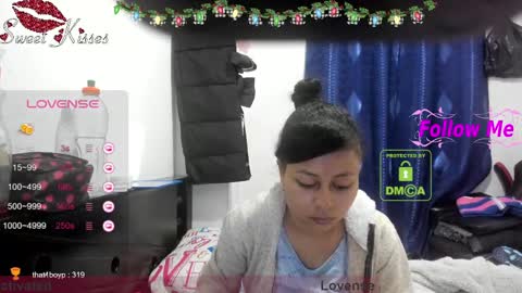 bonnie lam  hello welcome to my room I hope you have fun and you can reach your maximum pleasure here with me online show from January 6, 3:31 am