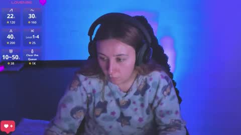 Bonnie Help me reach 500 likes online show from March 18, 7:19 pm