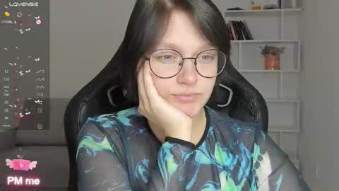 bonniebill2 online show from September 15, 11:51 am