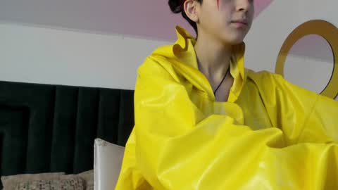   online show from December 2, 11:33 am