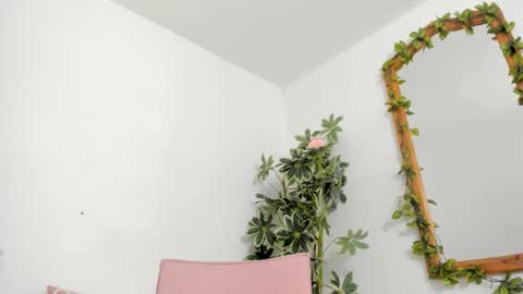   online show from October 10, 11:42 pm