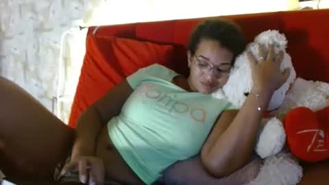 Queen Bon Vivantt online show from December 22, 2:27 pm