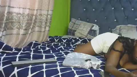 boobs_swt online show from December 20, 12:53 pm