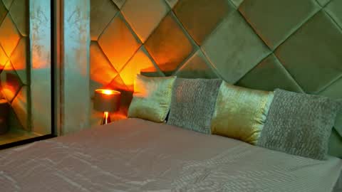 Mila online show from March 3, 10:16 pm