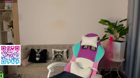 Milena online show from May 6, 3:10 am