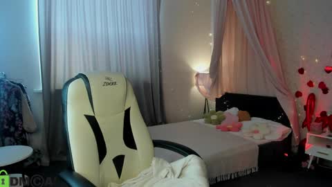 Milena online show from May 20, 3:03 am