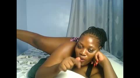 sandrah online show from November 12, 9:18 am