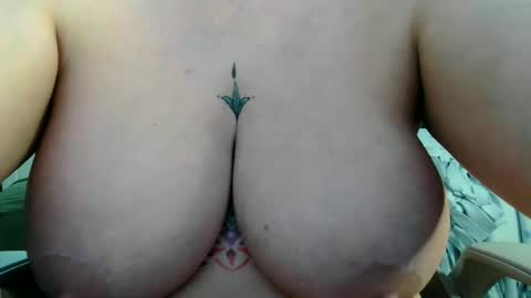 BoredCountryGirl online show from May 8, 3:32 am