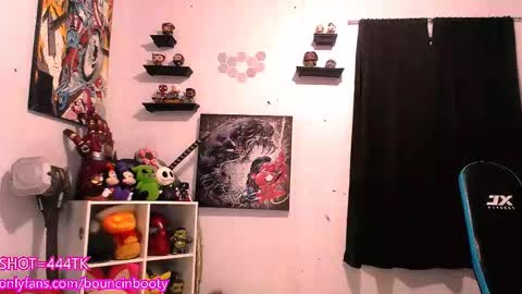 Pumpkin Butt online show from October 13, 5:54 am