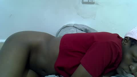 bouncy_vee online show from May 23, 11:52 am