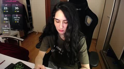 Helen  online show from April 12, 4:43 pm