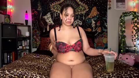 Snapshot of boysdroollx chatting on February 7, 8:01 am Puddin online show from February 7, 8:01 am