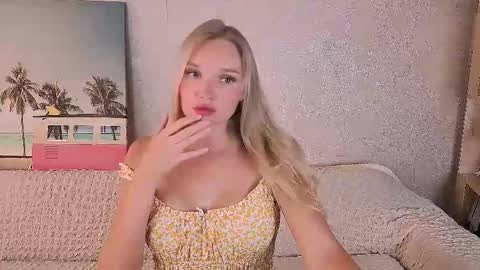 Snapshot of boysloveblondee chatting on September 23, 6:33 am BoysLoveBlondee online show from September 23, 6:33 am