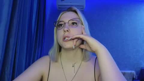 Belle  online show from May 26, 1:43 pm