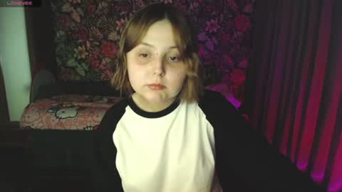 meow online show from July 10, 6:08 pm