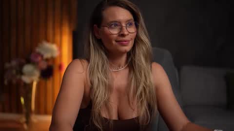 Alex online show from October 9, 5:55 am