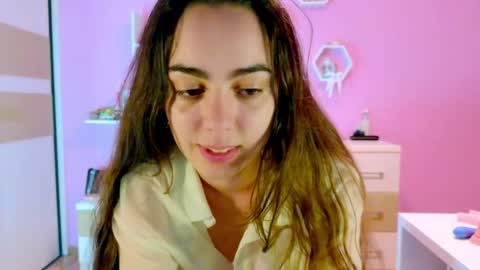 Annie online show from May 25, 7:57 pm