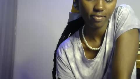 Snapshot of breezykan123 chatting on October 1, 3:22 am breelia online show from October 1, 3:22 am