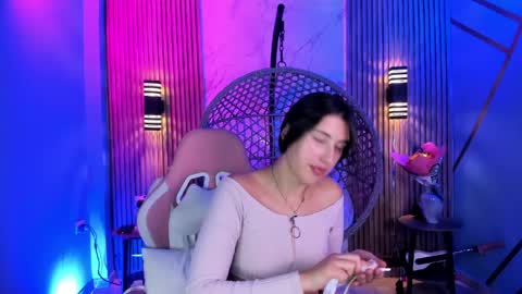 Brenda moris online show from May 23, 2:21 am