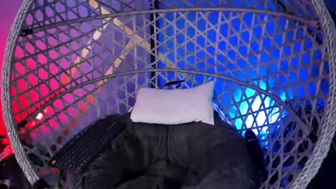 Brenda moris online show from April 8, 11:40 pm