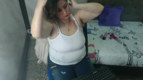Snapshot of brenda_bigtitis chatting on September 24, 10:31 pm brenda_bigtitis online show from September 24, 10:31 pm