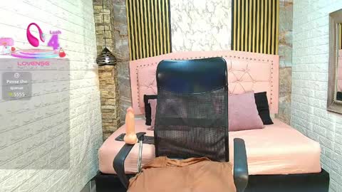 Brenda  online show from April 8, 7:16 pm