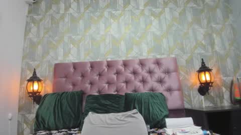 brenda_smith19x online show from October 2, 11:48 am