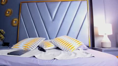 Snapshot of brendaadams_ chatting on September 17, 10:46 am Brenda Time Schedule 0600 - 1400 GMT-5 online show from September 17, 10:46 am