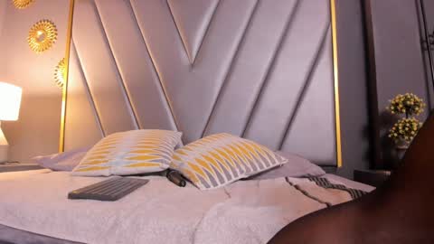 Brenda Time Schedule 0600 - 1400 GMT-5 online show from March 27, 10:49 am