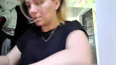 Brenda online show from May 4, 10:08 am