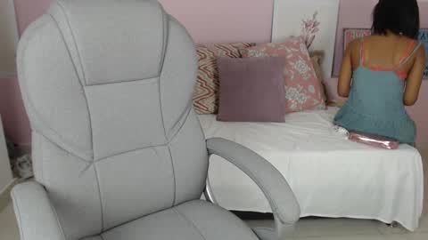 Brenda online show from February 6, 1:10 pm
