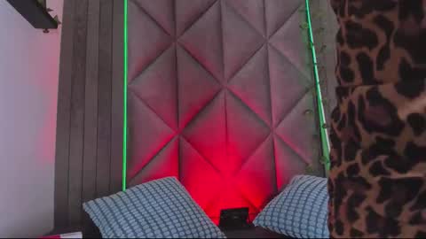 B R I A  online show from November 25, 2:36 am