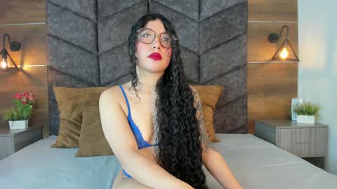 B R I A  online show from December 24, 3:05 am