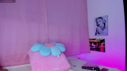 briana11_ online show from November 26, 5:41 am