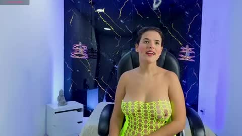 Manuela online show from May 21, 4:43 am