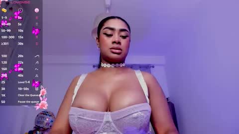 briana online show from October 26, 11:16 am