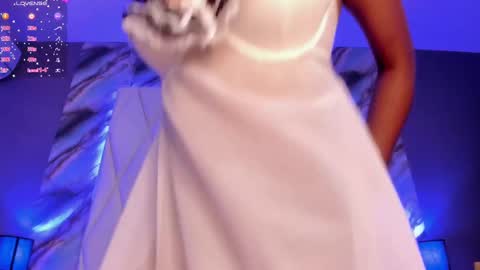 Snapshot of brianarichardson_ chatting on February 21, 5:42 pm Briana online show from February 21, 5:42 pm