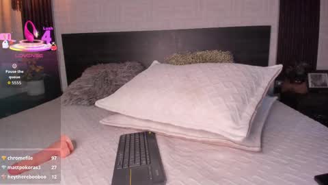 Briana online show from October 5, 2:22 pm